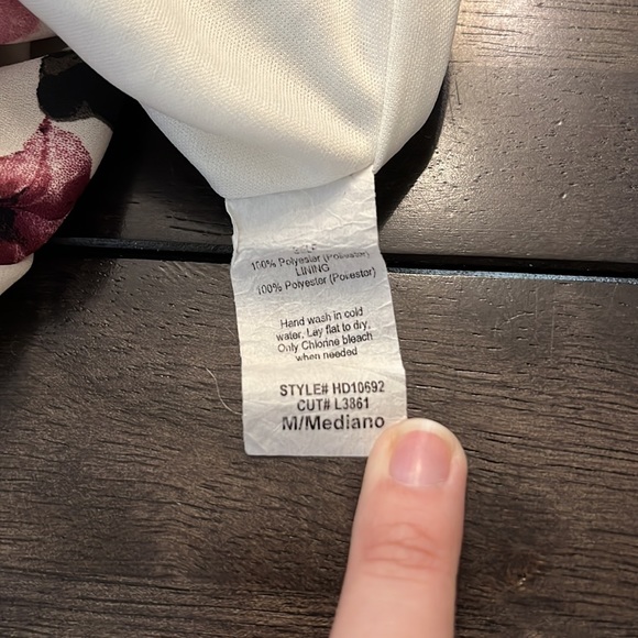 White/black/pink floral Le Lis Dress - Picture 4 of 4